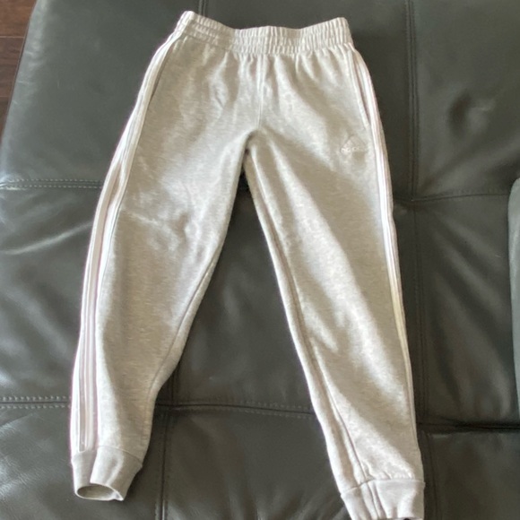 Adidas gray sweatpants - Picture 1 of 5
